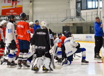 I 9. třída trénuje již on ice!